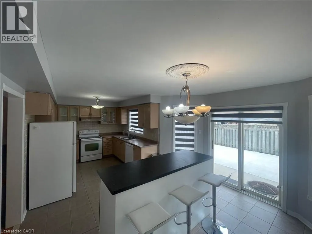 63 HEARTLEAF Crescent