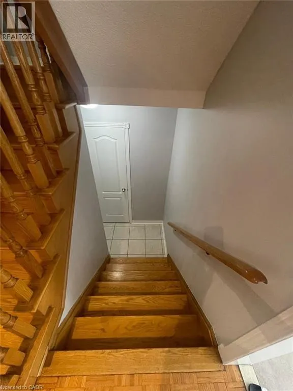 63 HEARTLEAF Crescent