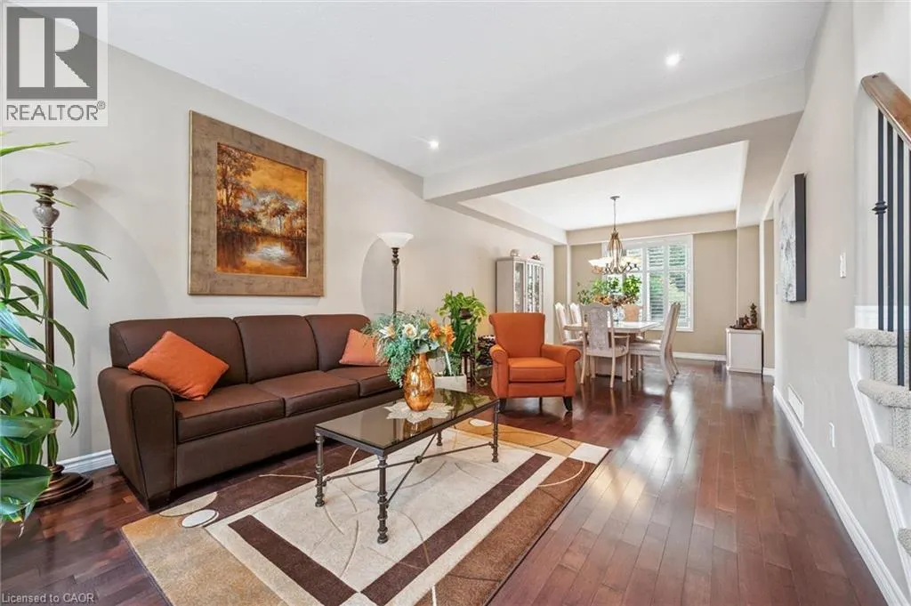 32 FRASSON Drive