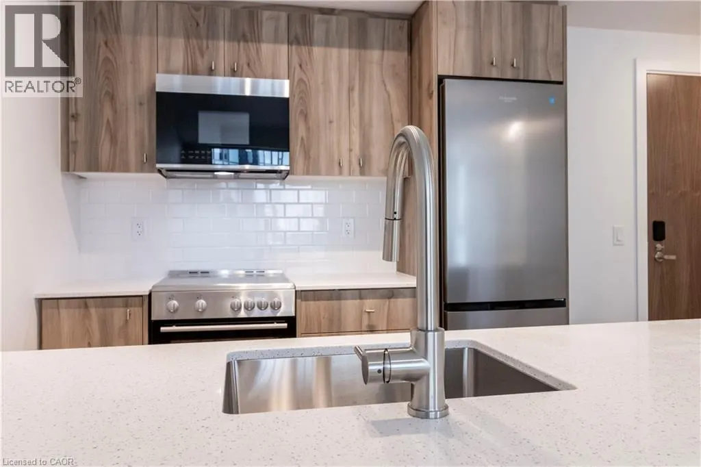 25 WELLINGTON Street S Unit# 1107, #1107
