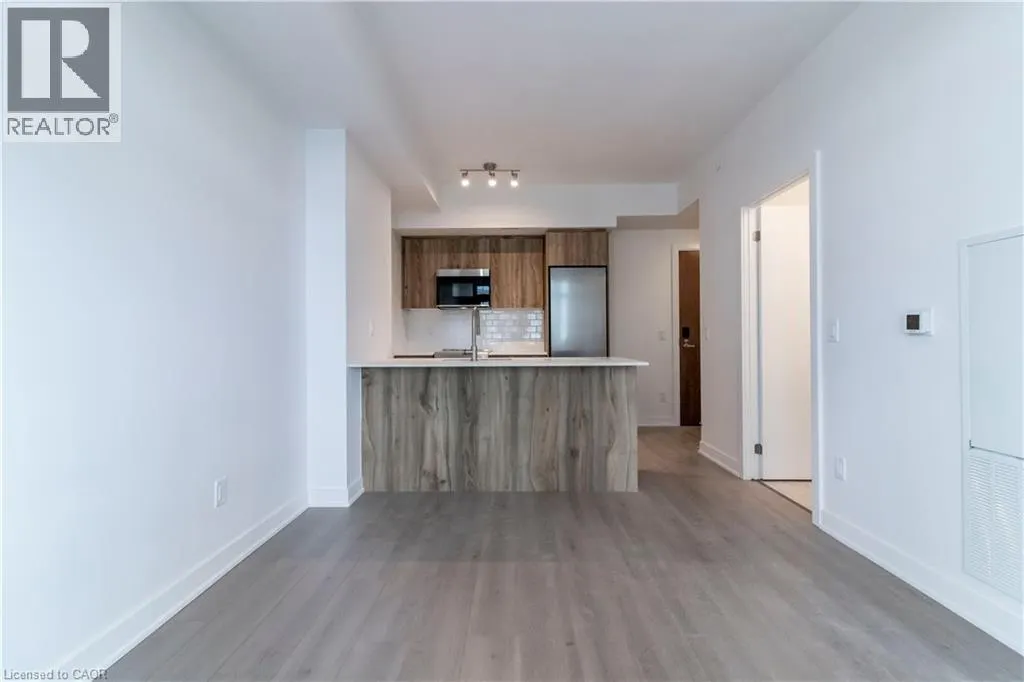 25 WELLINGTON Street S Unit# 1107, #1107