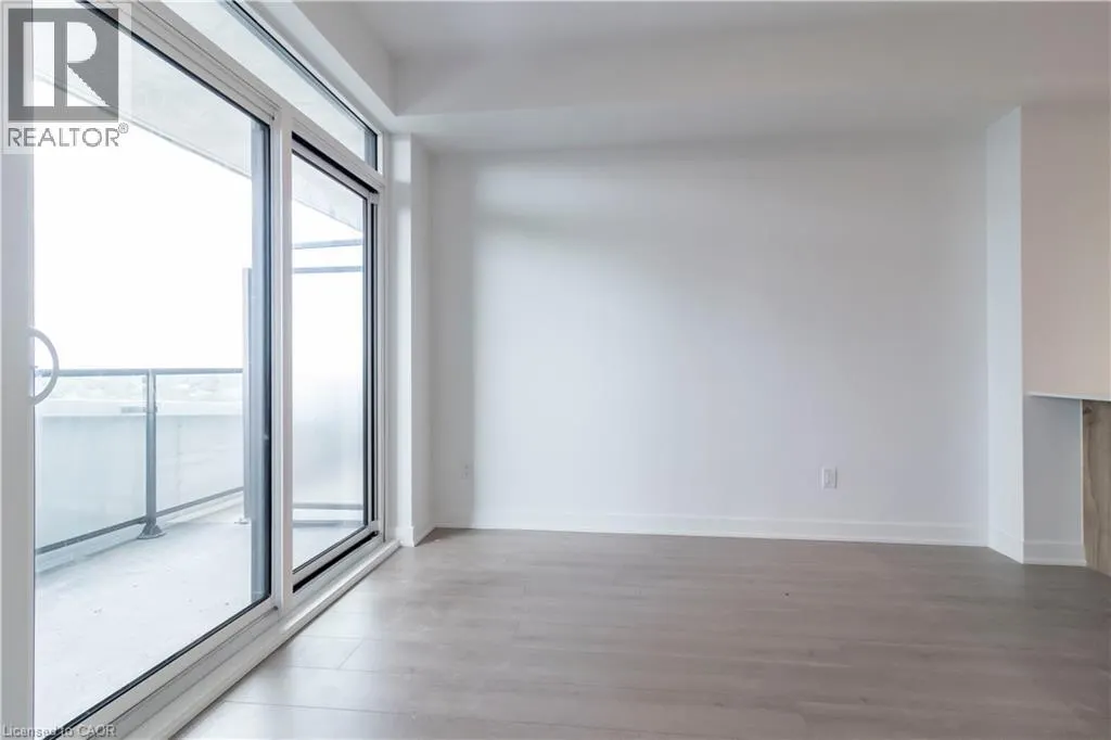 25 WELLINGTON Street S Unit# 1107, #1107