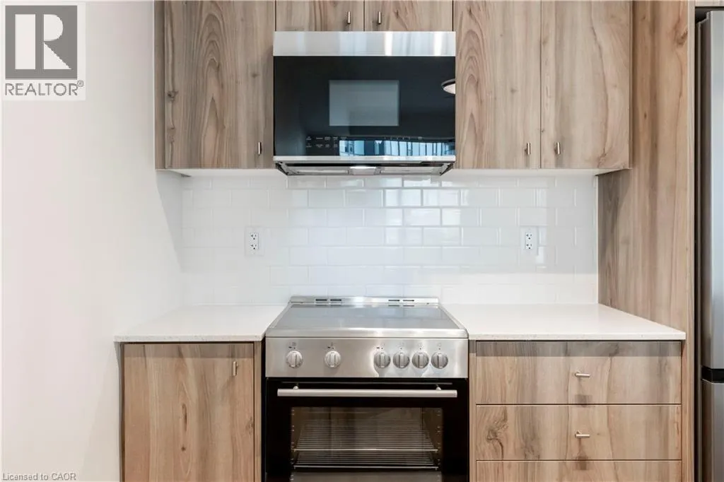 25 WELLINGTON Street S Unit# 1107, #1107
