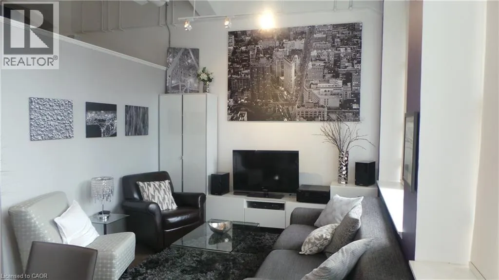 404 KING Street W Unit# 118, #118