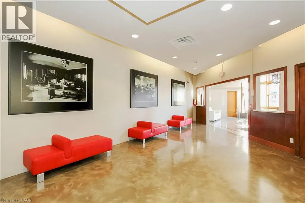 404 KING Street W Unit# 118, #118
