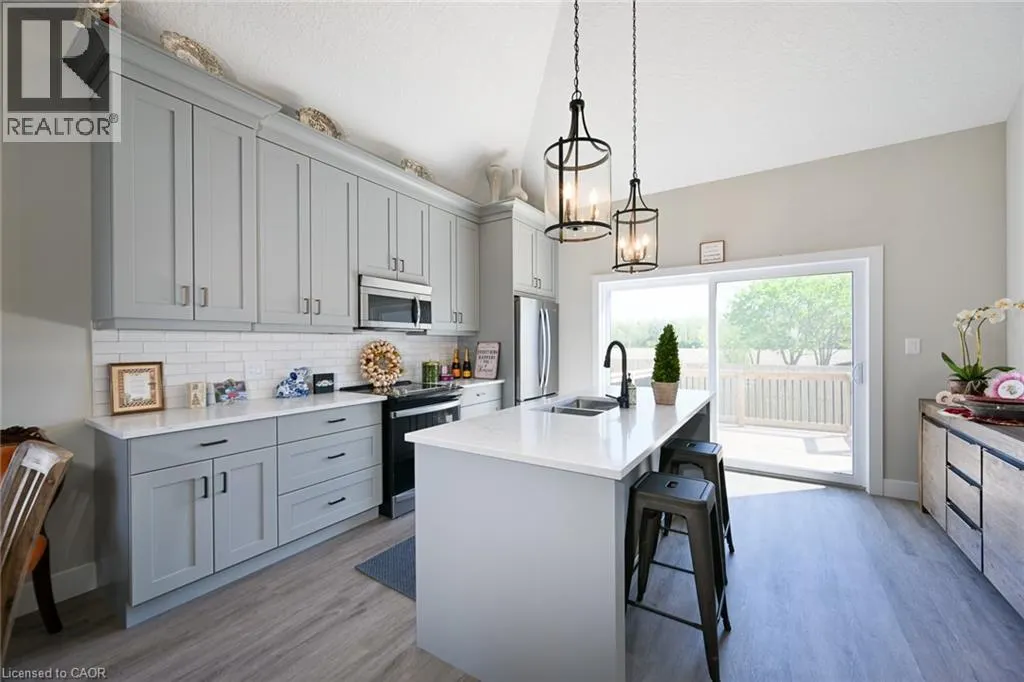 744 NELSON Street W Unit# 29, #29