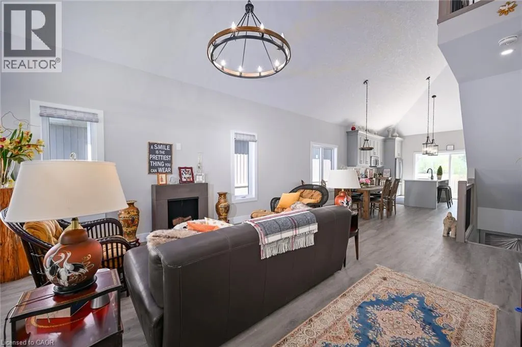 744 NELSON Street W Unit# 29, #29