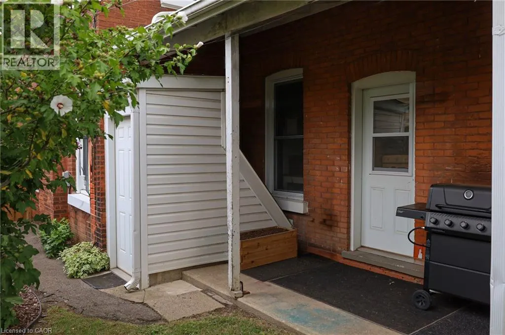 231 DALHOUSIE Street
