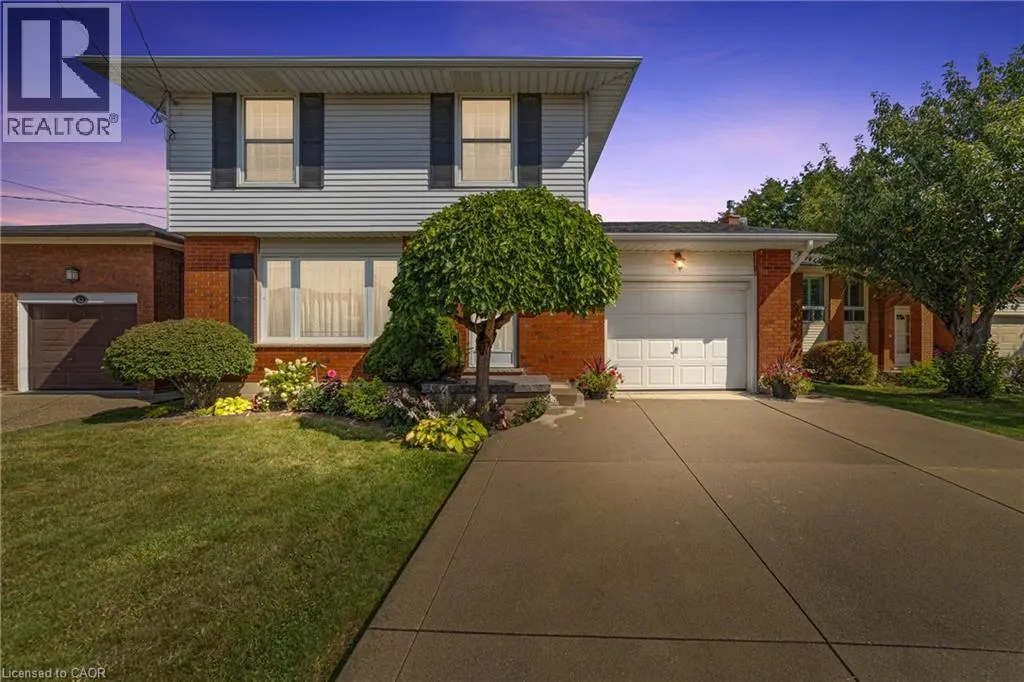 47 LEAWAY Avenue