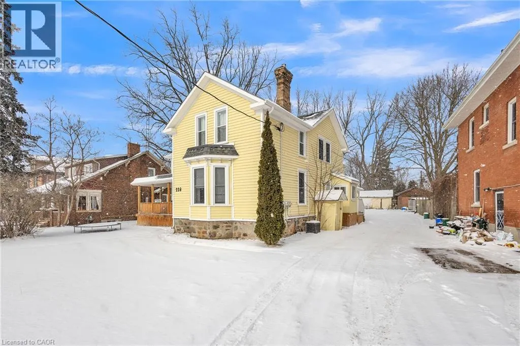 228 MAIN Street Unit# 1, #1