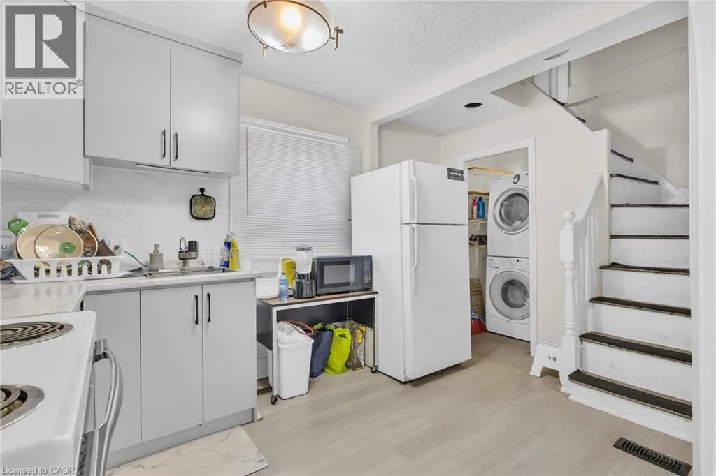 228 MAIN Street Unit# 1, #1