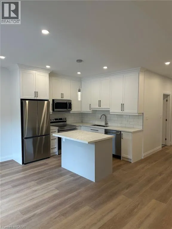 161 NELSON Street Unit# 2, #2