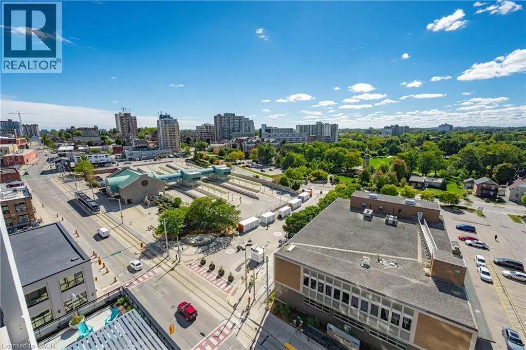 60 CHARLES Street W Unit# 2407, #2407