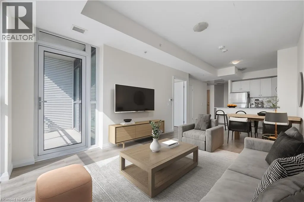 60 CHARLES Street W Unit# 2407, #2407