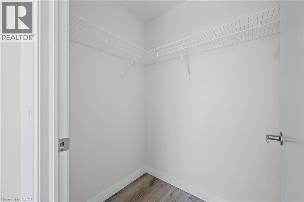 60 CHARLES Street W Unit# 2407, #2407