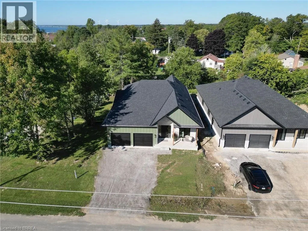 5 SCOTT Drive