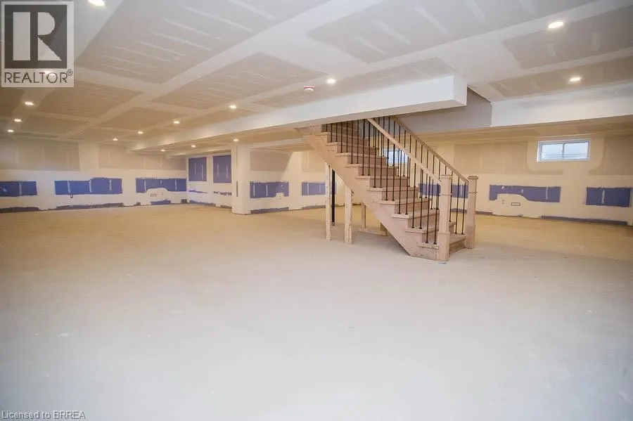 5 SCOTT Drive