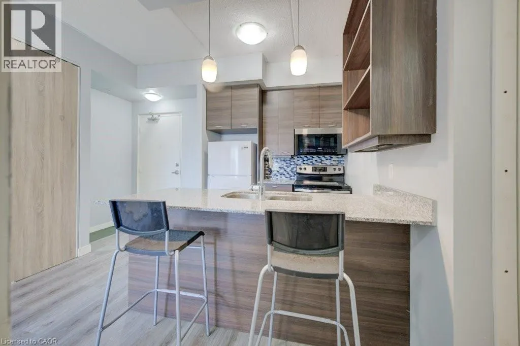 318 SPRUCE Street Unit# 1203, #1203