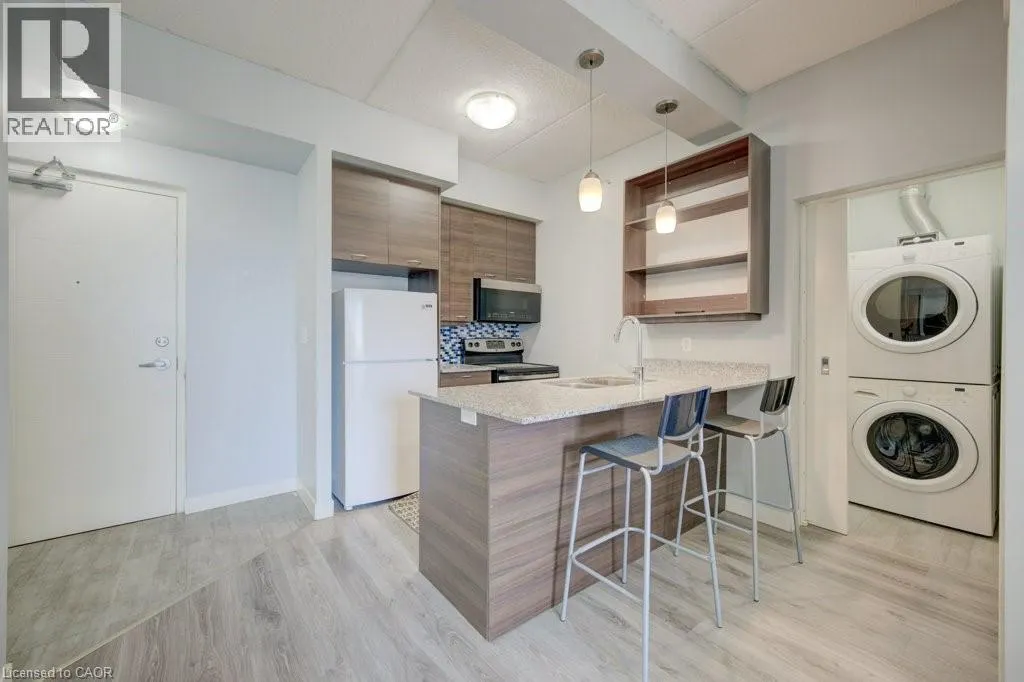 318 SPRUCE Street Unit# 1203, #1203