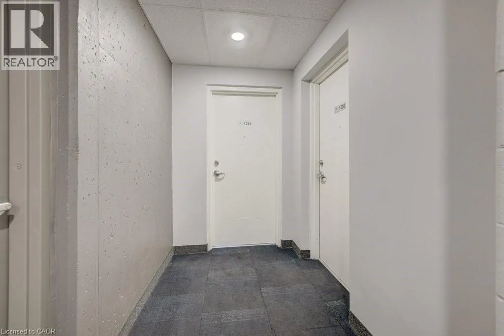 318 SPRUCE Street Unit# 1203, #1203