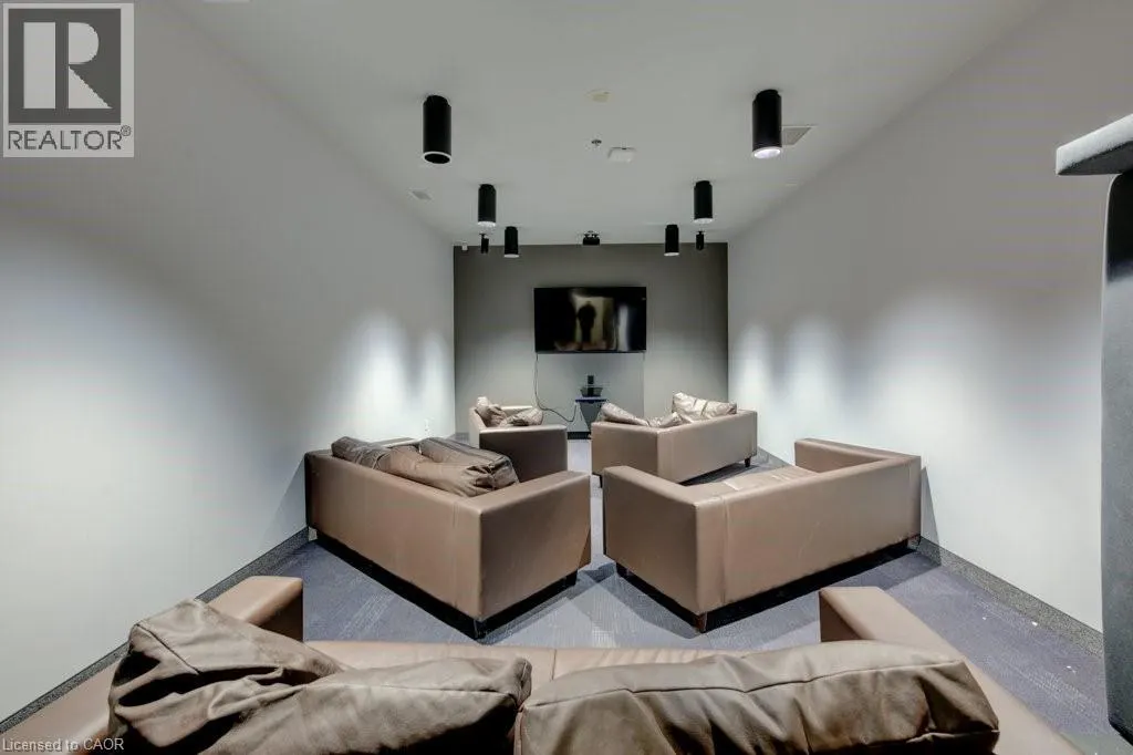 318 SPRUCE Street Unit# 1203, #1203