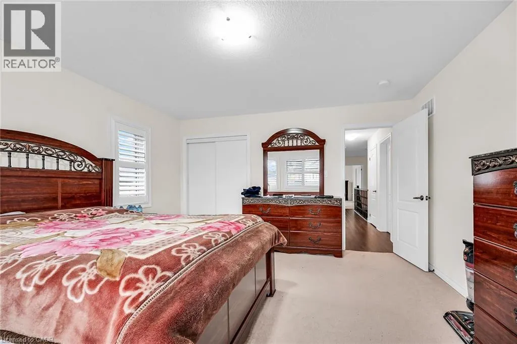 3 ALDGATE Avenue