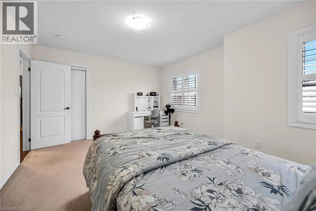 3 ALDGATE Avenue