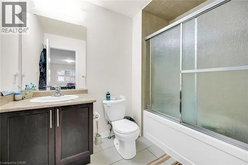 3 ALDGATE Avenue