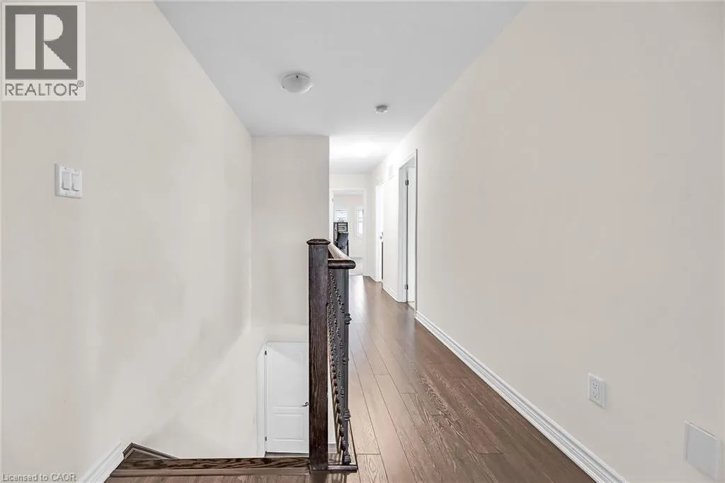 3 ALDGATE Avenue