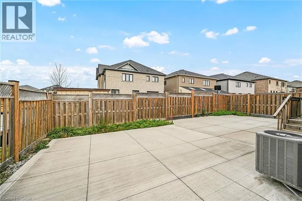 3 ALDGATE Avenue