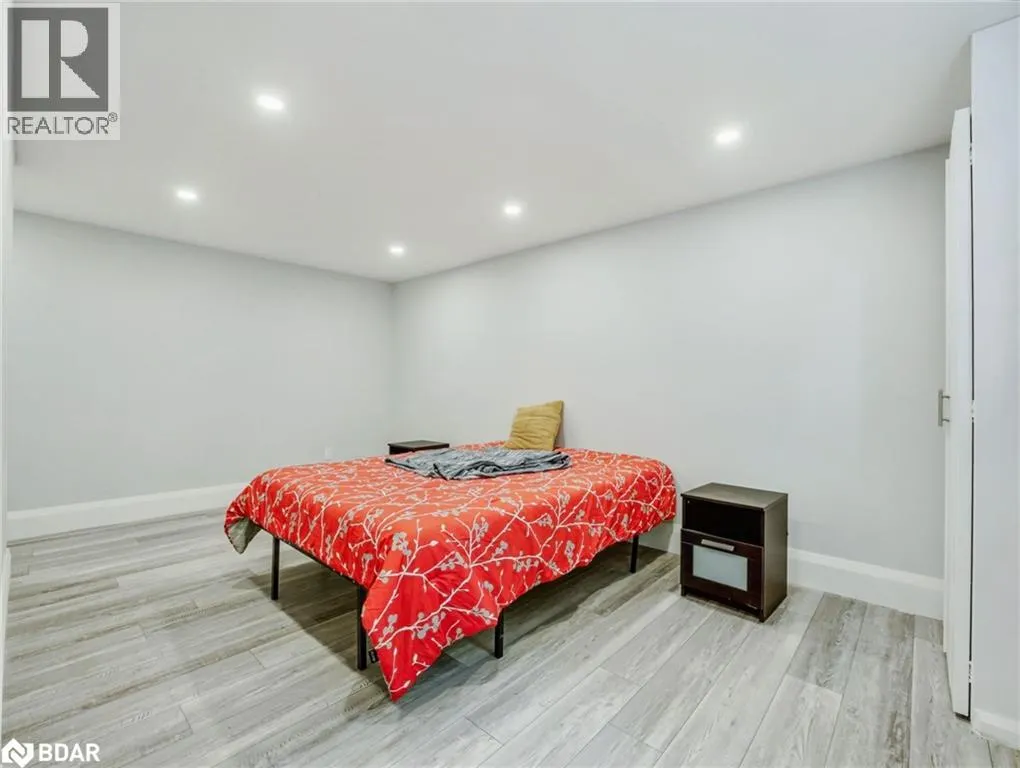 15 WESTBROOK Place