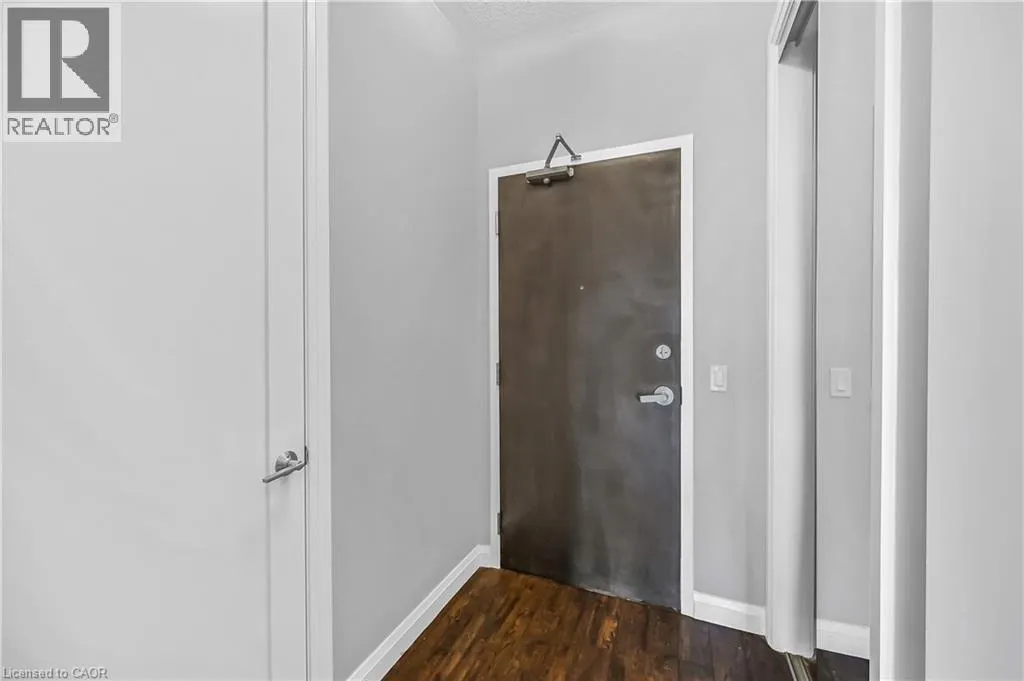 112 KING Street E Unit# 705, #705