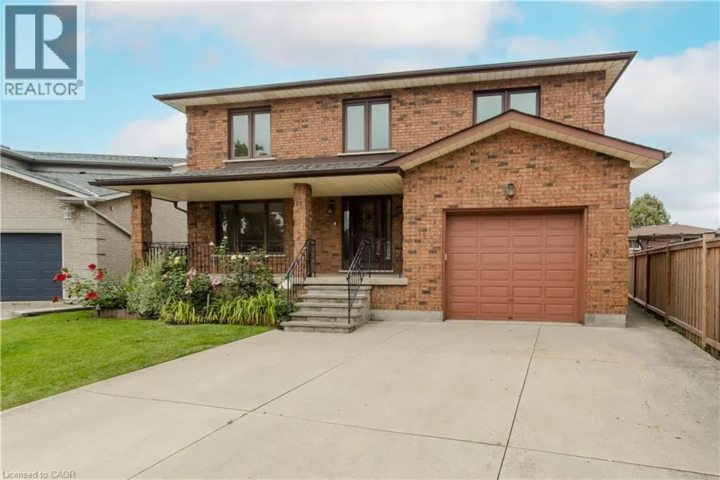 18 MARCEL Place