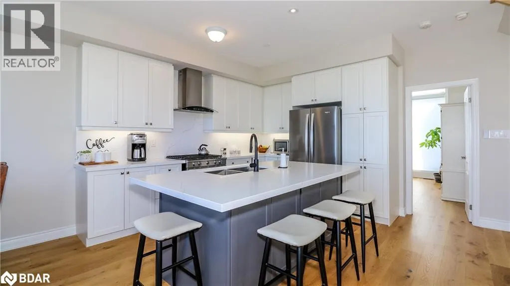 100 MARINA VILLAGE Drive