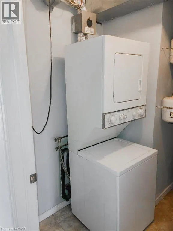91 DIXON Street Unit# 4, #4