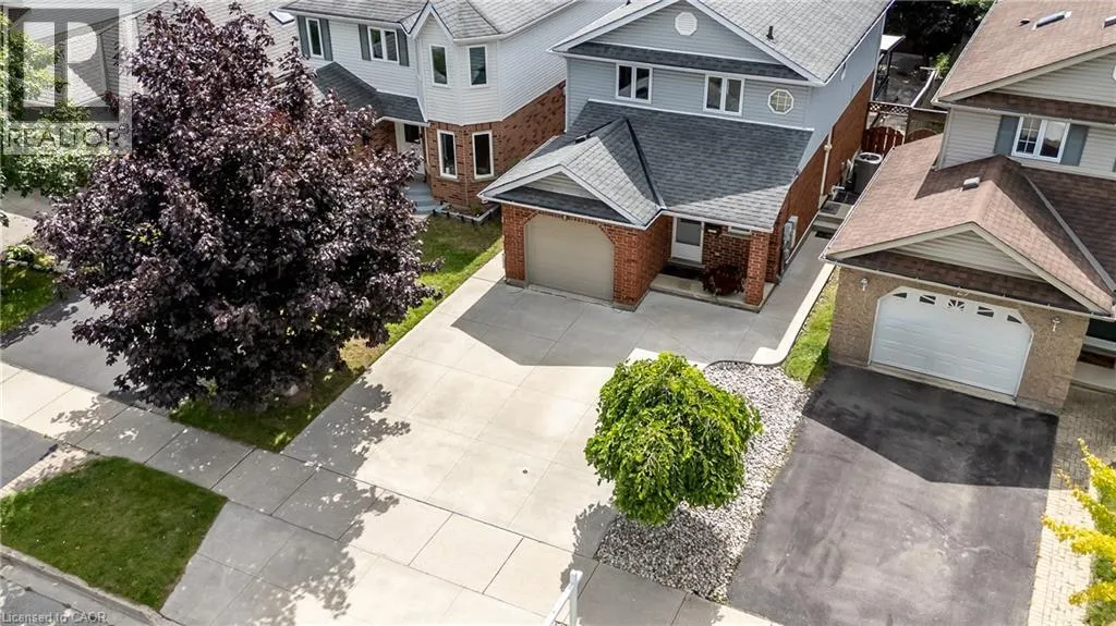 31 BUSHMILLS Crescent