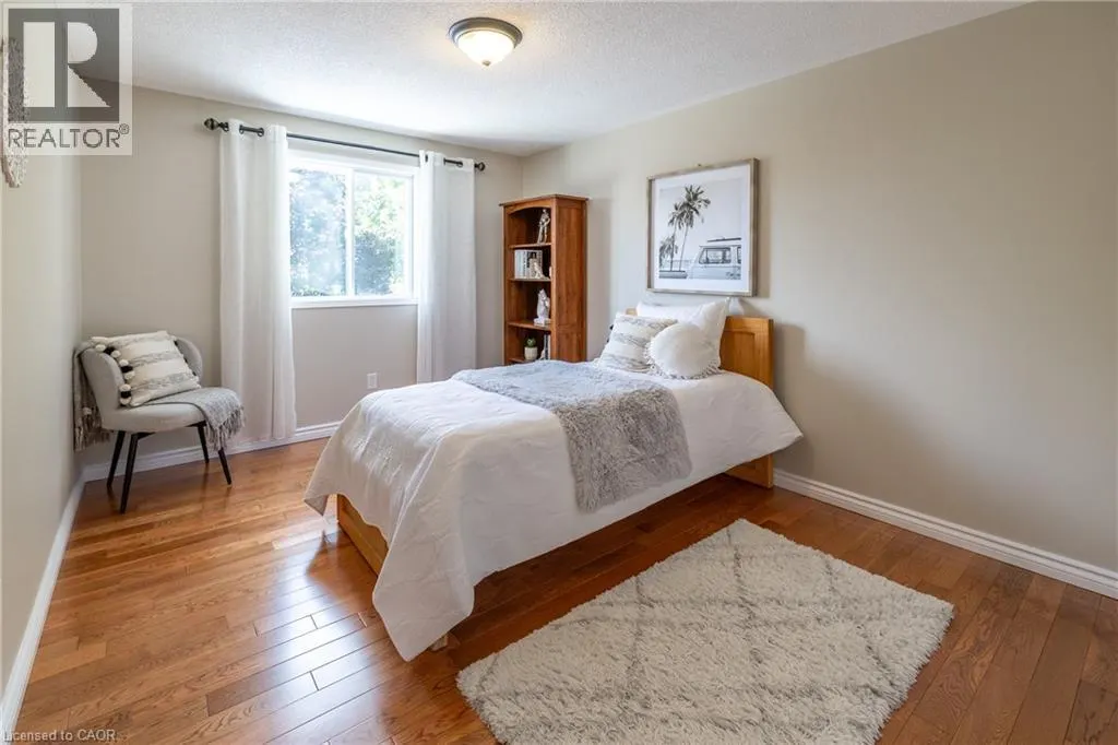 31 BUSHMILLS Crescent
