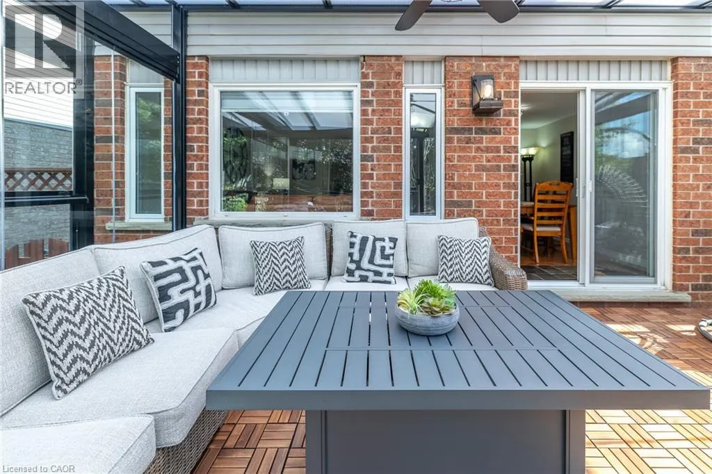 31 BUSHMILLS Crescent