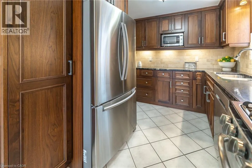 31 BUSHMILLS Crescent