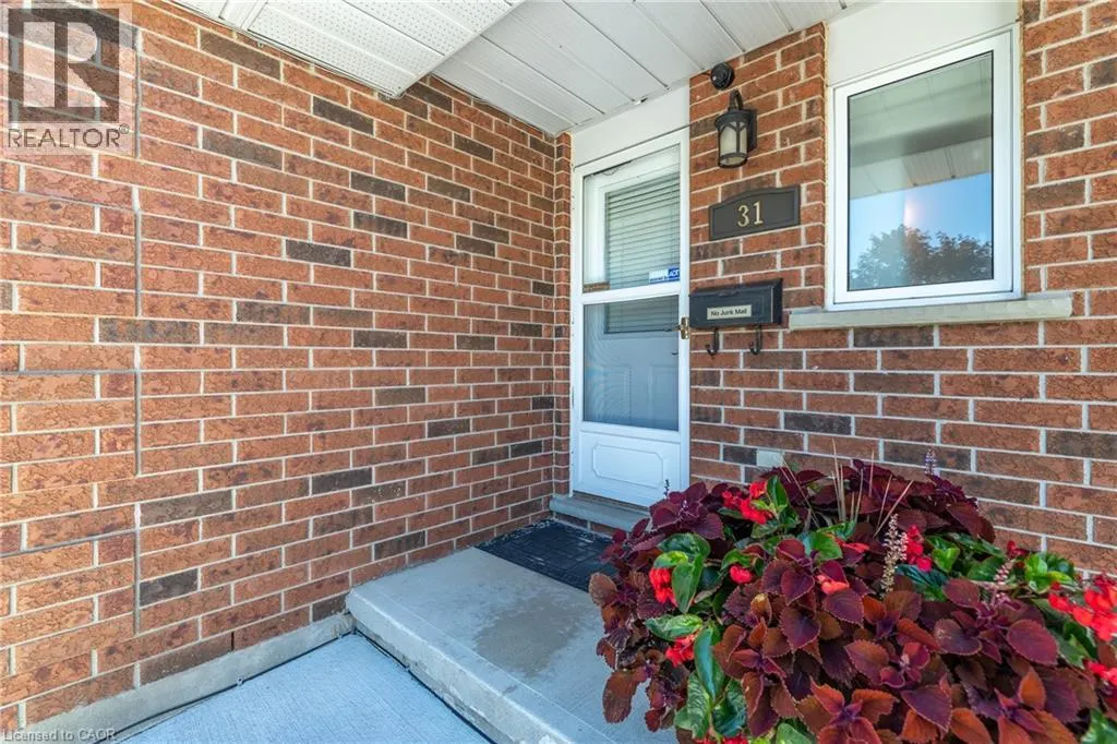 31 BUSHMILLS Crescent
