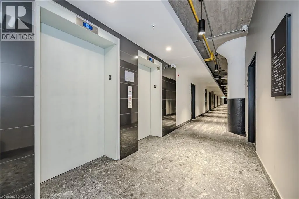 120 HURON Street Unit# 528, #528