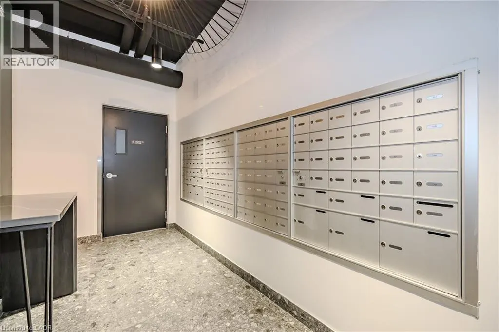 120 HURON Street Unit# 528, #528