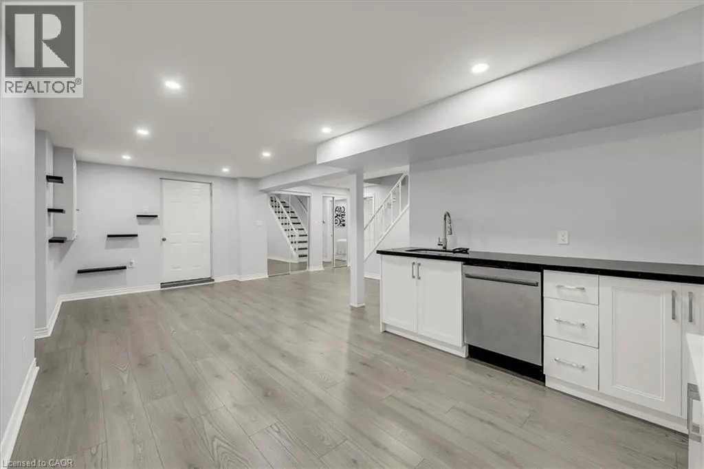 301 O'DONOGHUE Avenue