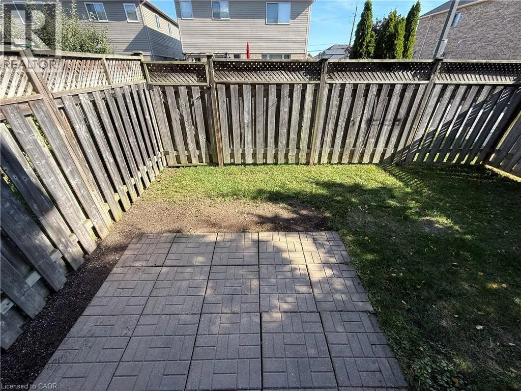 92 MARINA POINT Crescent