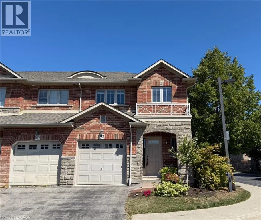 92 MARINA POINT Crescent