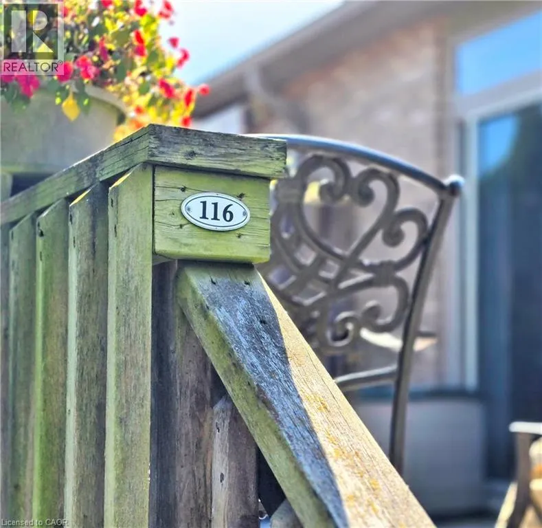 20 ISHERWOOD Avenue Unit# 116, #116