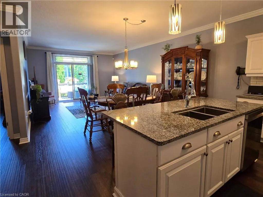 20 ISHERWOOD Avenue Unit# 116, #116