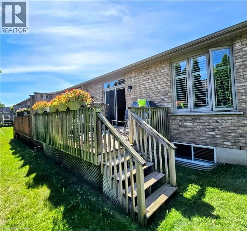 20 ISHERWOOD Avenue Unit# 116, #116