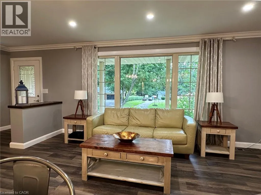 12 SUNSET Drive