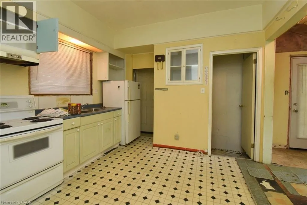 167 PROSPECT Street S